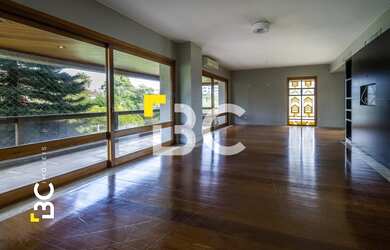 Imagem 11: BC Imóveis vende luxuoso apartamento 1 por andar alto padrão, com 4...