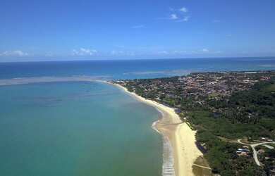 Imagem 8: O Brasil nasceu aqui Vizinho de Porto Seguro. Aconteceu no local da sua...