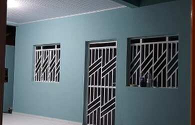 Imagem: A casa possui 2 Dormitórios, 1 Banheiro, 1 Vaga na garagem