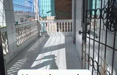 Imagem: A casa possui 2 Dormitórios, 2 Banheiros e está localizado