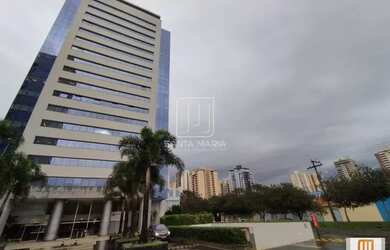 Imagem: O depósito possui 5 Vagas na garagem, 249m² de Área e está