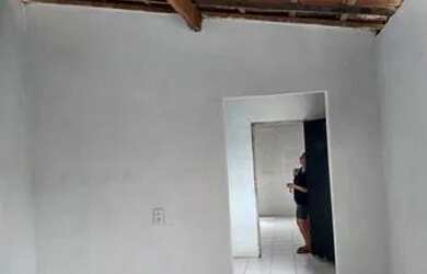 Imagem: A casa possui 2 Dormitórios, 1 Banheiro, 30m² de Área e