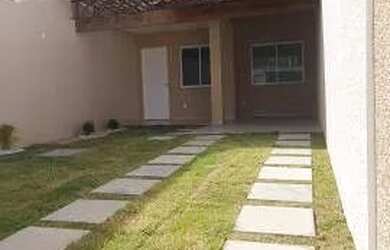 Imagem: A casa possui 3 Dormitórios, 3 Banheiros, 2 Vagas na garagem