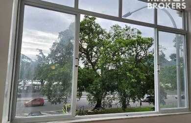 Imagem: O apartamento possui 2 Dormitórios, 2 Banheiros, 50m² de Área