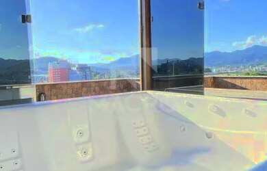 Imagem: O apartamento possui 3 Dormitórios, 4 Banheiros, 269m² de