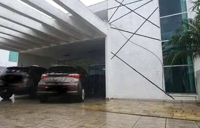 Imagem: A casa em condomínio possui 2 Dormitórios, 3 Banheiros, 5