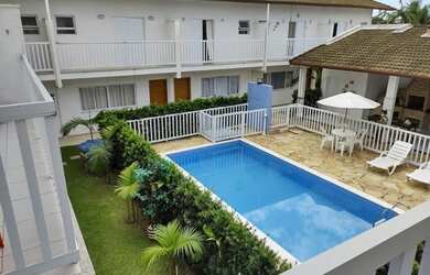 Imagem: A casa em condomínio possui 3 Dormitórios, 3 Banheiros, 2