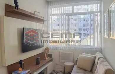 Imagem: O apartamento possui 1 Dormitório, 1 Banheiro, 35m² de Área