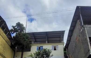 Imagem 4: Vendo casa com terreno em área comercial Jardim Califórnia-Nova Friburgo/RJ