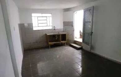 Imagem: A casa possui 1 Dormitório, 1 Banheiro, 30m² de Área e está