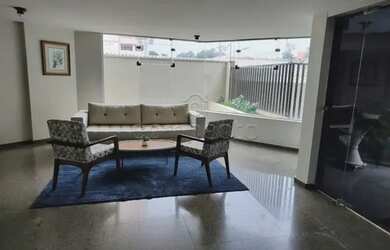 Imagem: O apartamento possui 4 Dormitórios, 5 Banheiros, 2 Vagas na