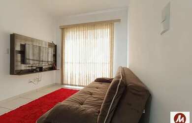 Imagem: O apartamento possui 1 Dormitório, 1 Banheiro, 1 Vaga na garagem