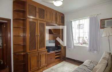 Imagem: O apartamento possui 2 Dormitórios, 1 Banheiro e 70m² de Área