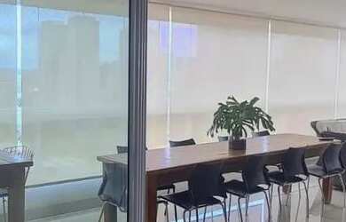 Imagem: O apartamento possui 4 Dormitórios, 4 Banheiros, 2 Vagas na