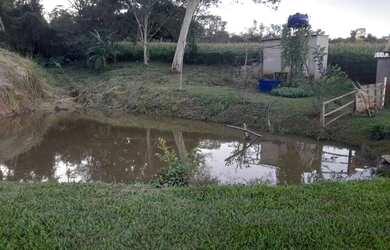 Imagem: A fazenda possui 200m² de Área e está localizado em Anicuns