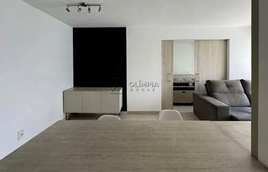 Imagem: O apartamento possui 1 Dormitório, 1 Banheiro, 1 Vaga na garagem