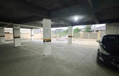 Imagem 2: Apartamento semi mobiliado com 2 dormitórios + sacada no Bairro dos Ingleses!