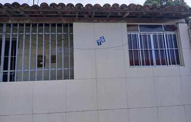 Imagem: A casa possui 2 Dormitórios, 1 Banheiro e está localizado