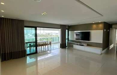 Imagem: O apartamento possui 5 Dormitórios, 1 Banheiro, 4 Vagas na