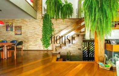 Imagem: A casa em condomínio possui 3 Dormitórios, 4 Banheiros, 5