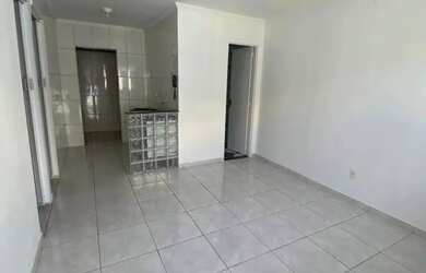 Imagem: A casa em condomínio possui 2 Dormitórios, 1 Banheiro, 1 Vaga