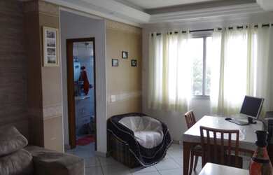 Imagem: O apartamento possui 2 Dormitórios, 1 Banheiro, 1 Vaga na garagem