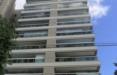 Imagem: O apartamento possui 3 Dormitórios, 1 Banheiro, 2 Vagas na