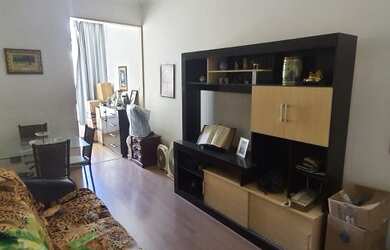 Imagem: O apartamento possui 2 Dormitórios, 2 Banheiros, 70m² de Área