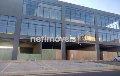 Imagem: O depósito possui 5 Vagas na garagem, 80m² de Área, Imóvel