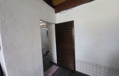 Imagem 7: CASA NA AVIAÇÃO LADO PRAIA 2 DORMITÓRIOS 1 VAGA PRAIA GRANDE