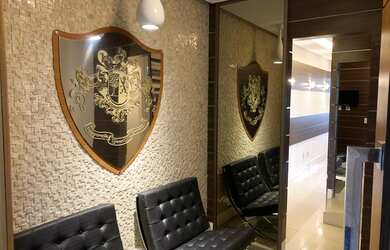 Imagem: O depósito possui 2 Vagas na garagem e está localizado em