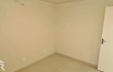 Imagem: O apartamento possui 2 Dormitórios, 2 Banheiros e 66m² de