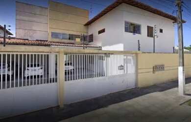 Imagem: O apartamento para alugar possui 3 Dormitórios, 3 Banheiros