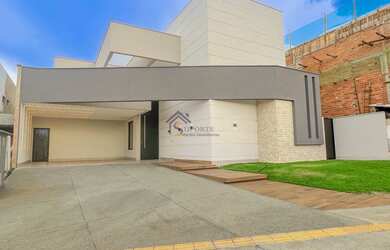 Imagem: A casa em condomínio possui 3 Dormitórios, 5 Banheiros, 4