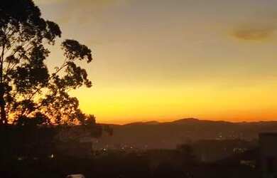 Imagem: O apartamento na cobertura possui 3 Dormitórios, 2 Banheiros