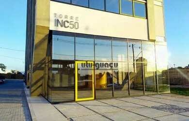 Imagem: O depósito possui 2 Vagas na garagem, 96m² de Área, Imóvel