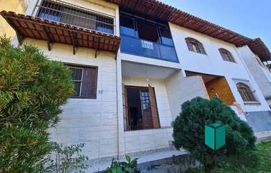 Imagem: A casa em condomínio possui 2 Dormitórios, 2 Banheiros, 1