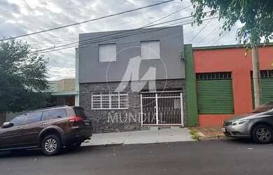 Imagem: O depósito possui 1 Vaga na garagem e 112m² de Área e está