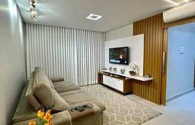 Imagem: A casa possui 3 Dormitórios, 2 Banheiros, 1 Vaga na garagem