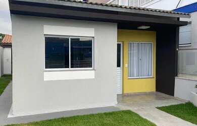 Imagem: A casa possui 2 Dormitórios, 1 Banheiro, 1 Vaga na garagem