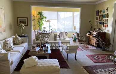 Imagem: O apartamento possui 3 Dormitórios, 5 Banheiros, 1 Vaga na