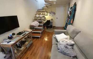 Imagem: O apartamento possui 1 Dormitório, 1 Banheiro, 1 Vaga na garagem