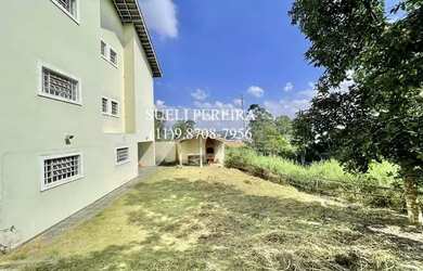 Imagem 10: Casa para venda possui 3 salas 2 salões, 4 banheiros, 10 vagas, em Granja...