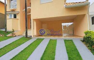 Imagem: A casa em condomínio possui 3 Dormitórios, 1 Banheiro, 2 Vagas