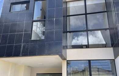 Imagem: A casa em condomínio possui 2 Dormitórios, 3 Banheiros, 1