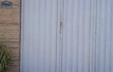 Imagem: A casa possui 2 Dormitórios, 1 Banheiro, 64m² de Área e