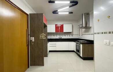 Imagem: O apartamento possui 3 Dormitórios, 2 Banheiros, 2 Vagas na