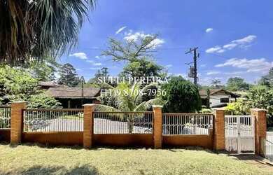 Imagem: O apartamento possui 4 Dormitórios, 4 Banheiros, 5 Vagas na