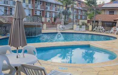 Imagem: A casa em condomínio possui 4 Dormitórios, 5 Banheiros, 2