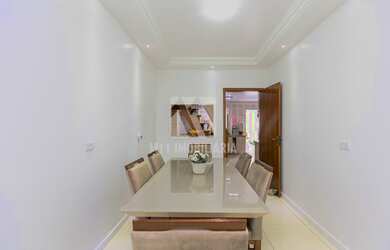 Imagem: A casa possui 3 Dormitórios, 1 Banheiro, 147m² de Área e